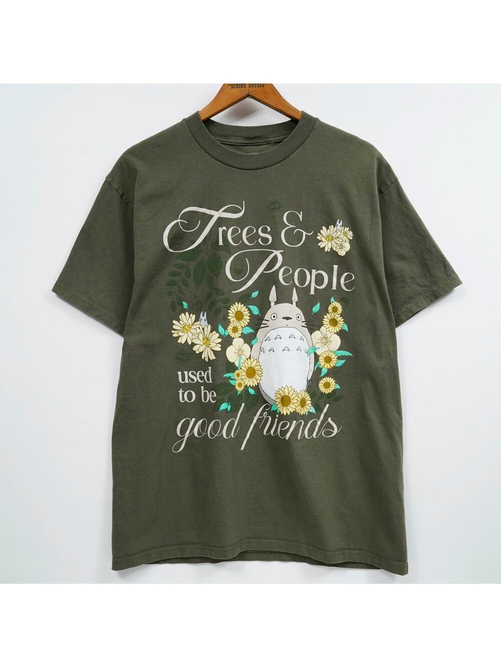 Studio Ghibli Totoro Graphic T-Shirt XL Olive Green BoxLunch Anime Tee